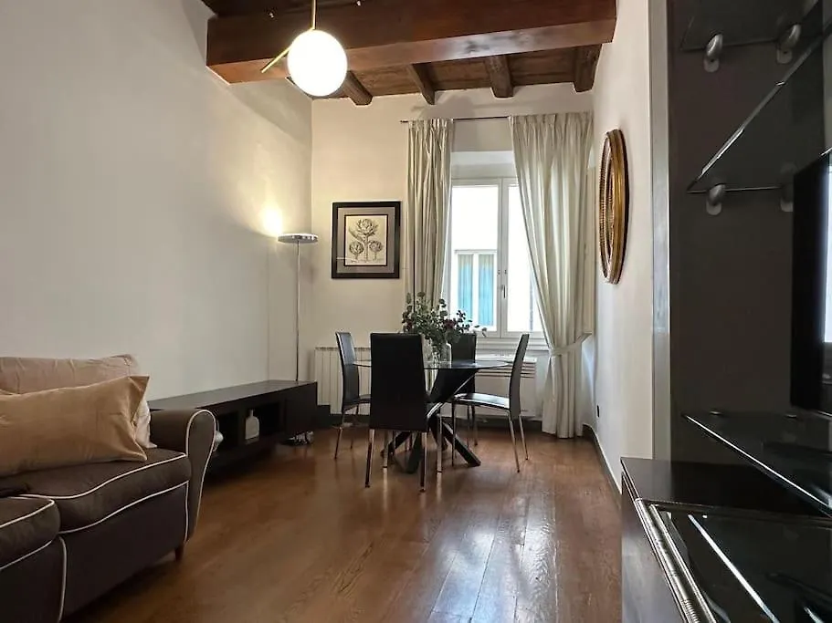Apartment Romantico Appartamento Con Vista Su Ponte Vecchio Florence