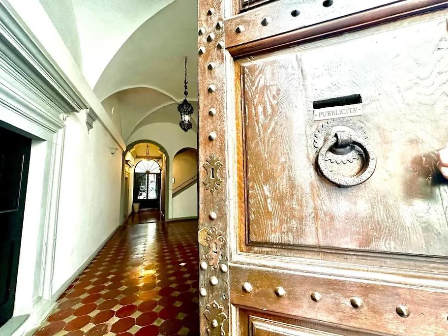 Romantico Appartamento Con Vista Su Ponte Vecchio Florence Apartment